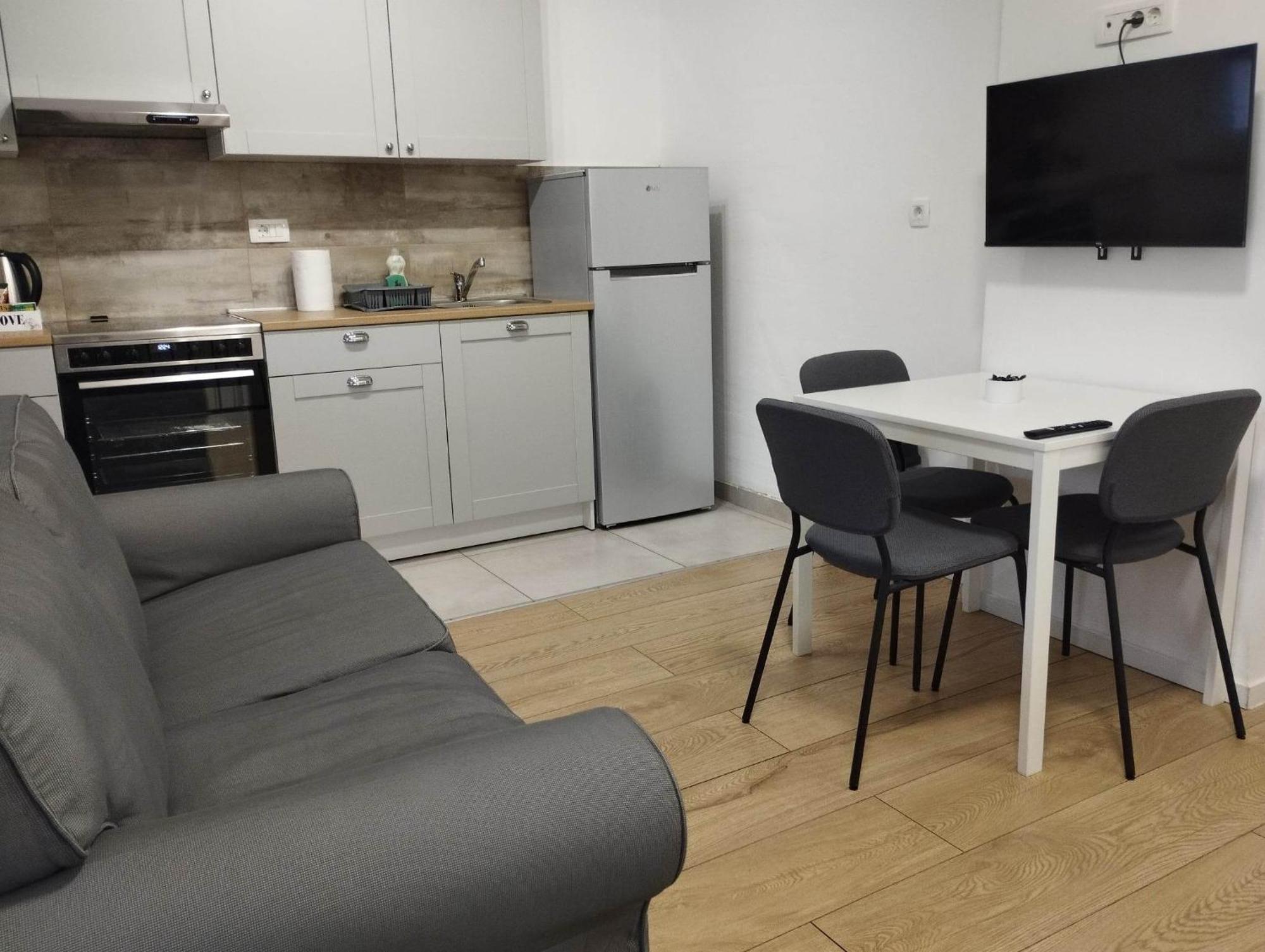 Lovely Flat, City Center With Free Parking Varazdin Bagian luar foto